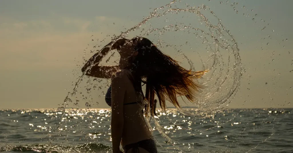 therunwaylooks celebrity secrets for oceanside hair this summer faq image